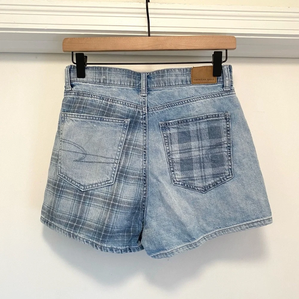 AMERICAN EAGLE Highest Rise Mom Short Crossover Waist Plaid colorblock size 4